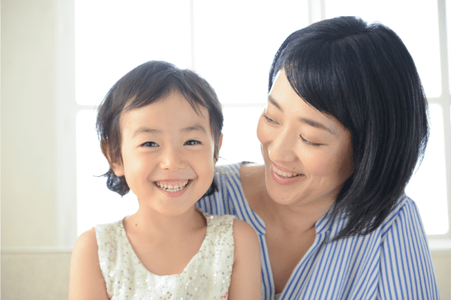 あごの骨や筋肉と調和した歯並びをそだてるので後戻りしにくい